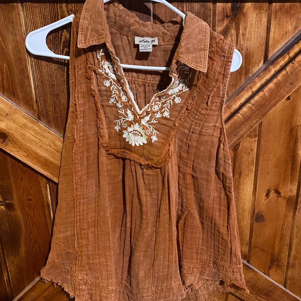 Lola Women's Brown Embroidered Sleeveless Blouse